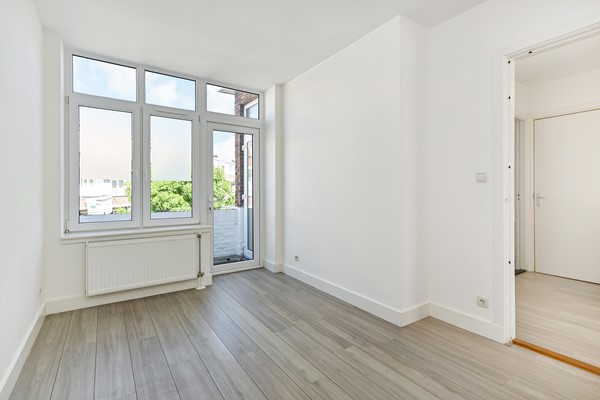Medium property photo - Hadewichstraat 45, 2531 XX Den Haag